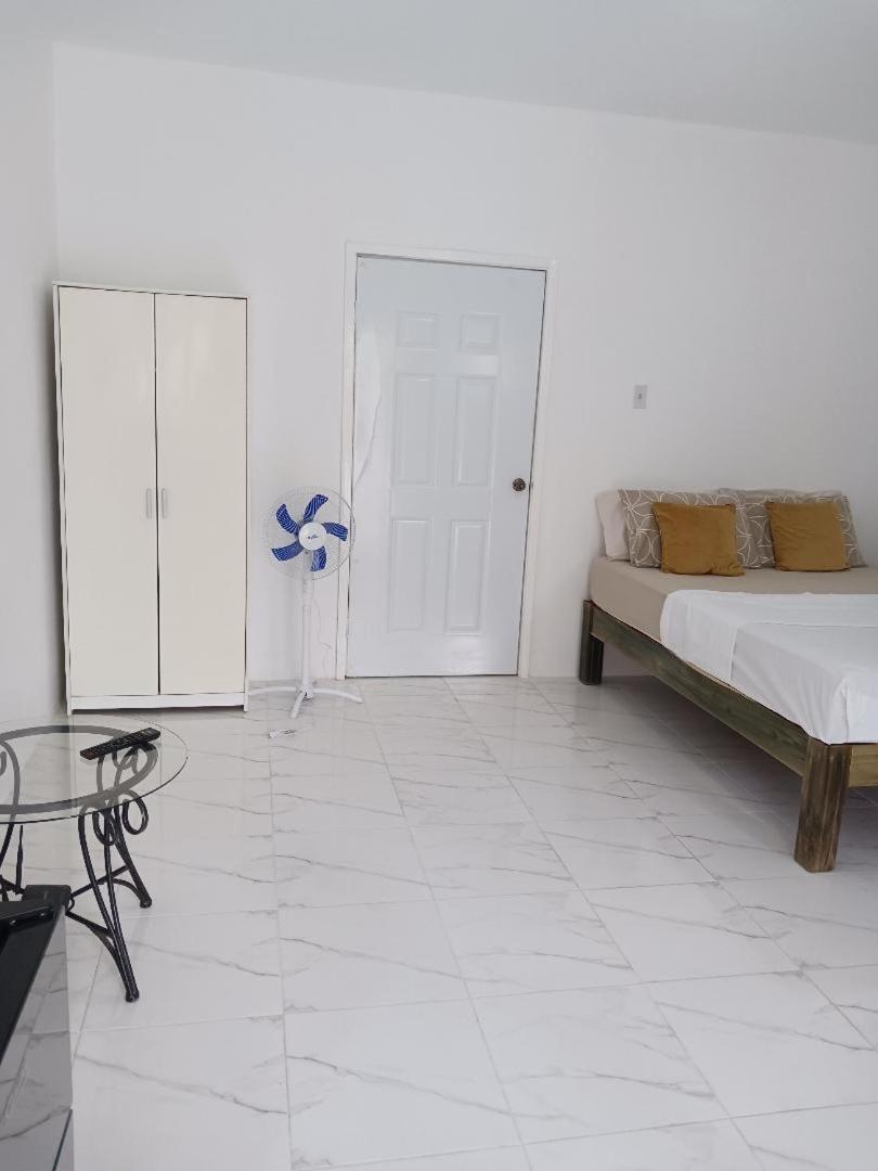 Hill View Rooms Saint Maryʼs Esterno foto
